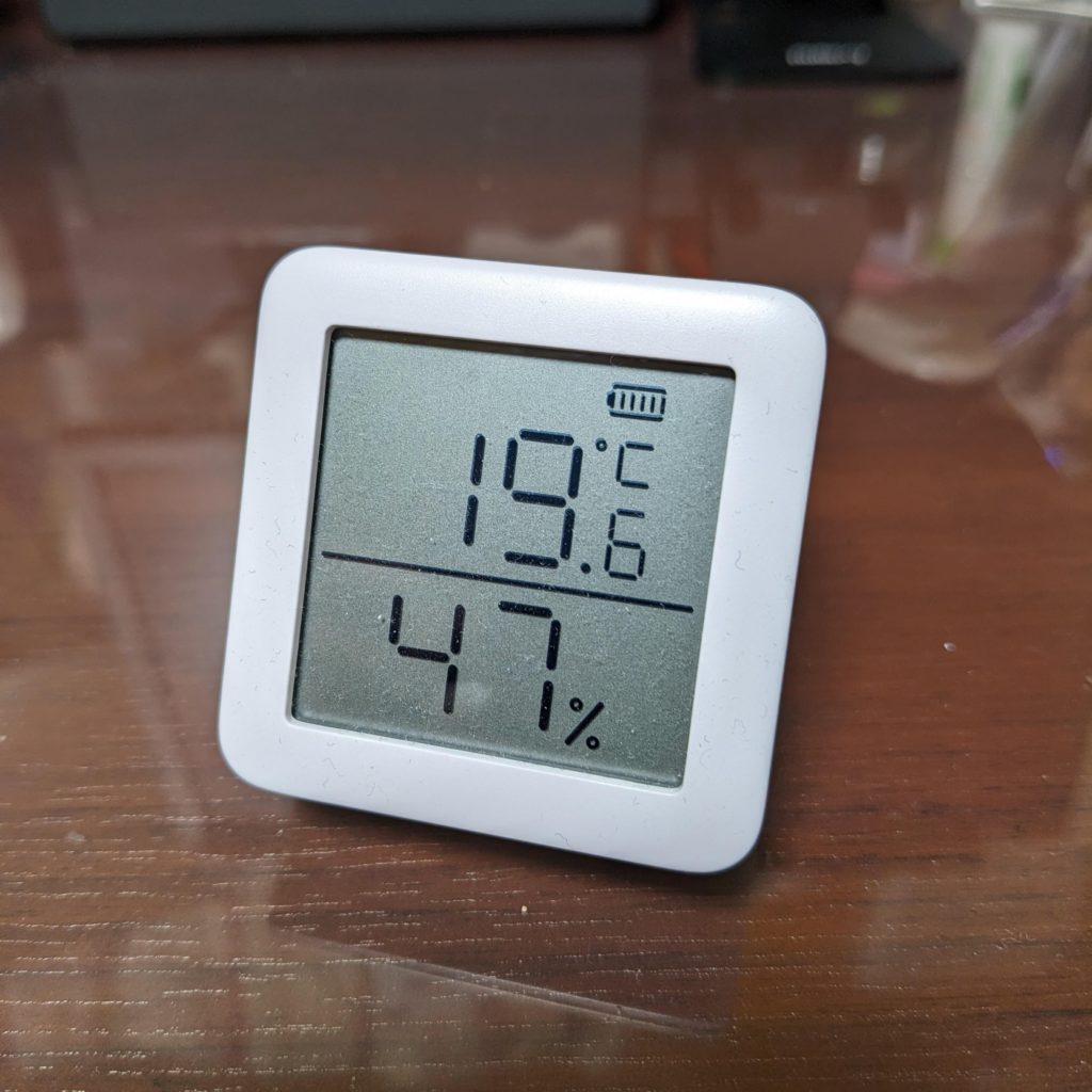 SwitchBot温湿度計の実物の写真